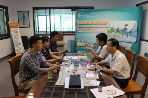 Ban Quản lý và Phát triển các dự án làm việc với Công ty Cổ phần phát triển Công nghệ sinh học Việt Nam